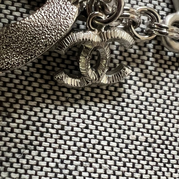 Authentic- Chanel Crystal Strass Link Bracelet - Picture 11 of 14